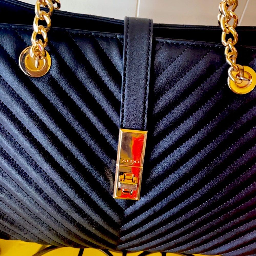 Black Aldo bag